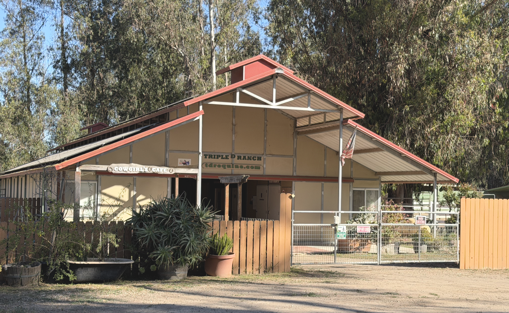 Triple D Ranch barn front