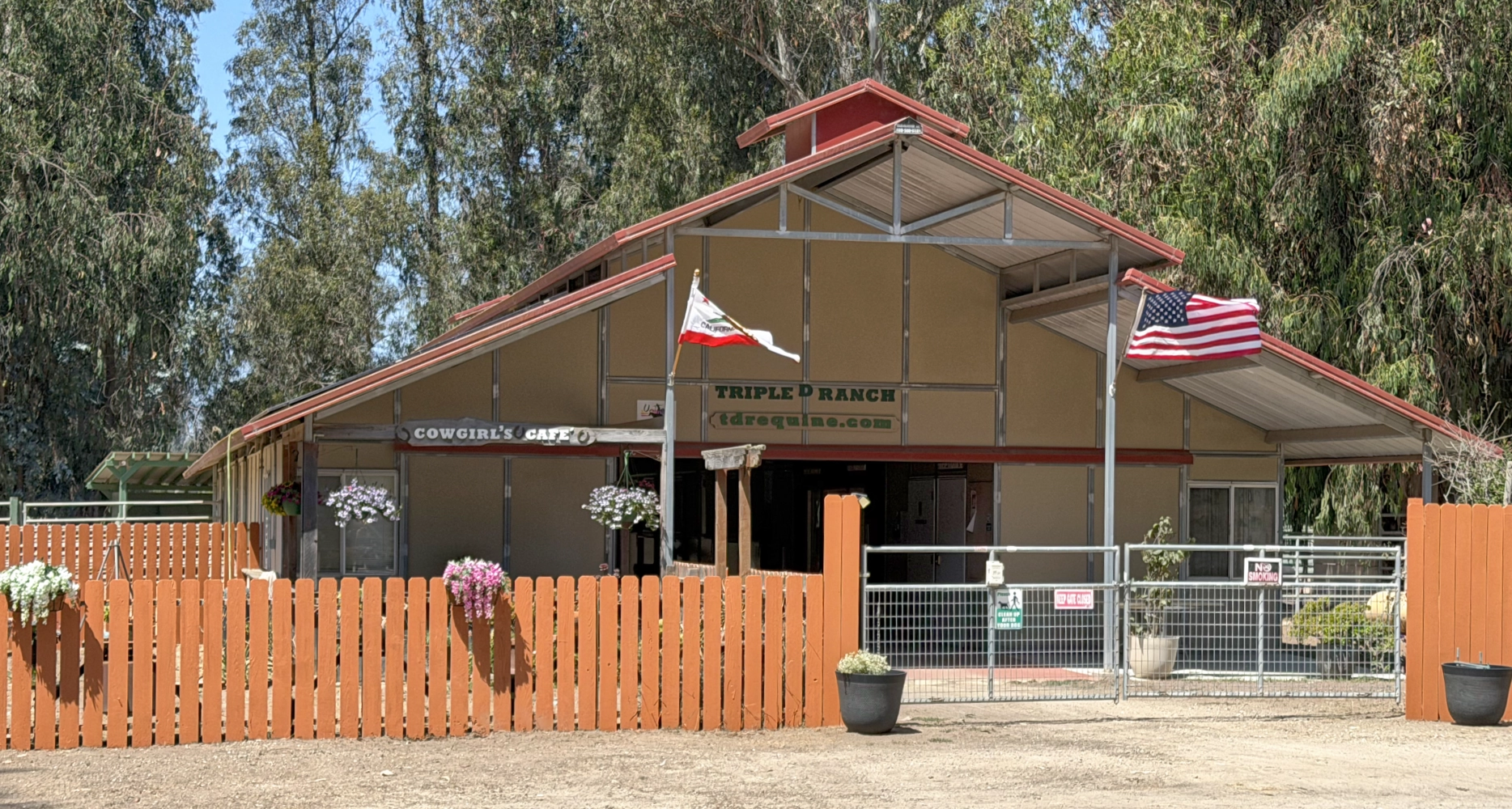 Triple D Ranch barn front