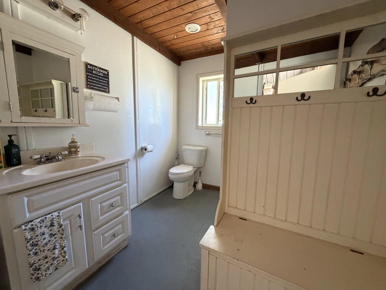 Bathroom at Triple D Ranch, view 1